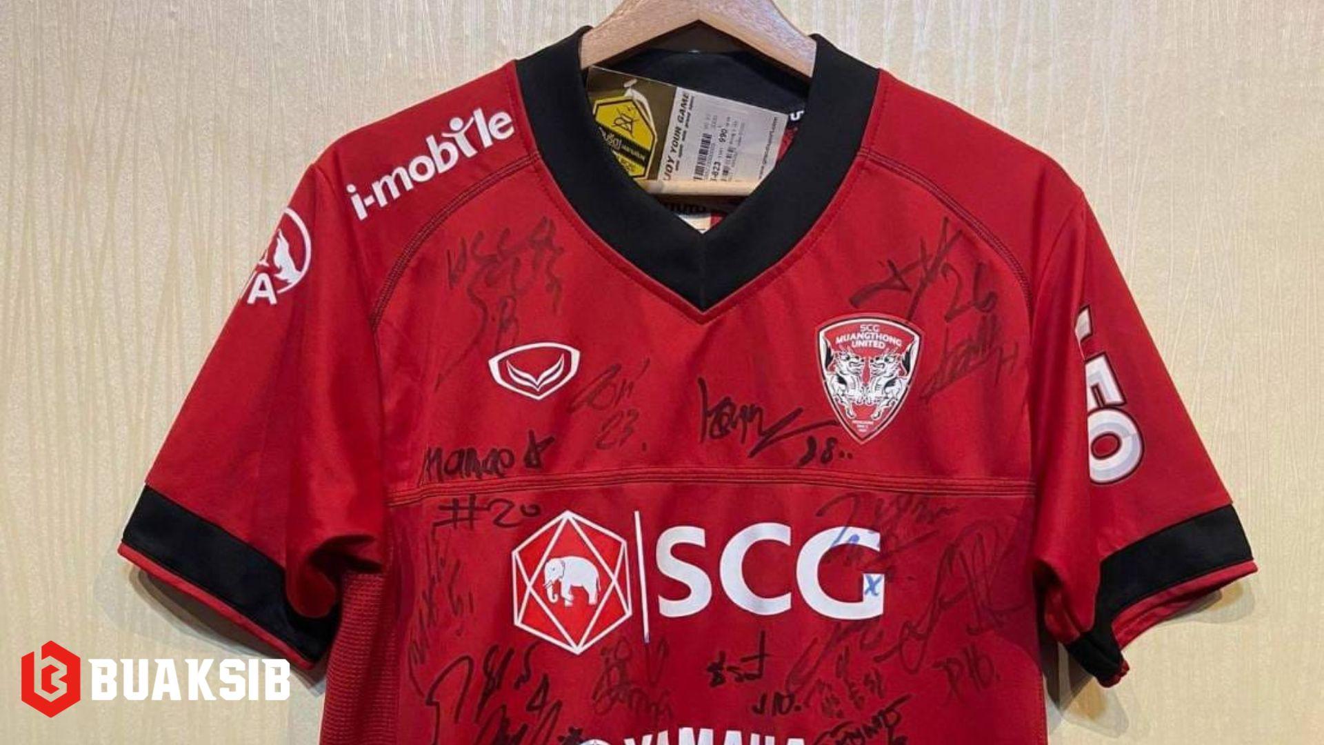 ดัสกร ทองเหลา