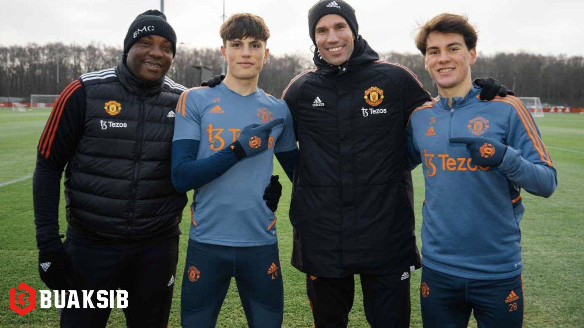 โรบิน ฟาน เพอร์ซี่, แมนเชสเตอร์ ยูไนเต็ด, บาร์เซโลน่า