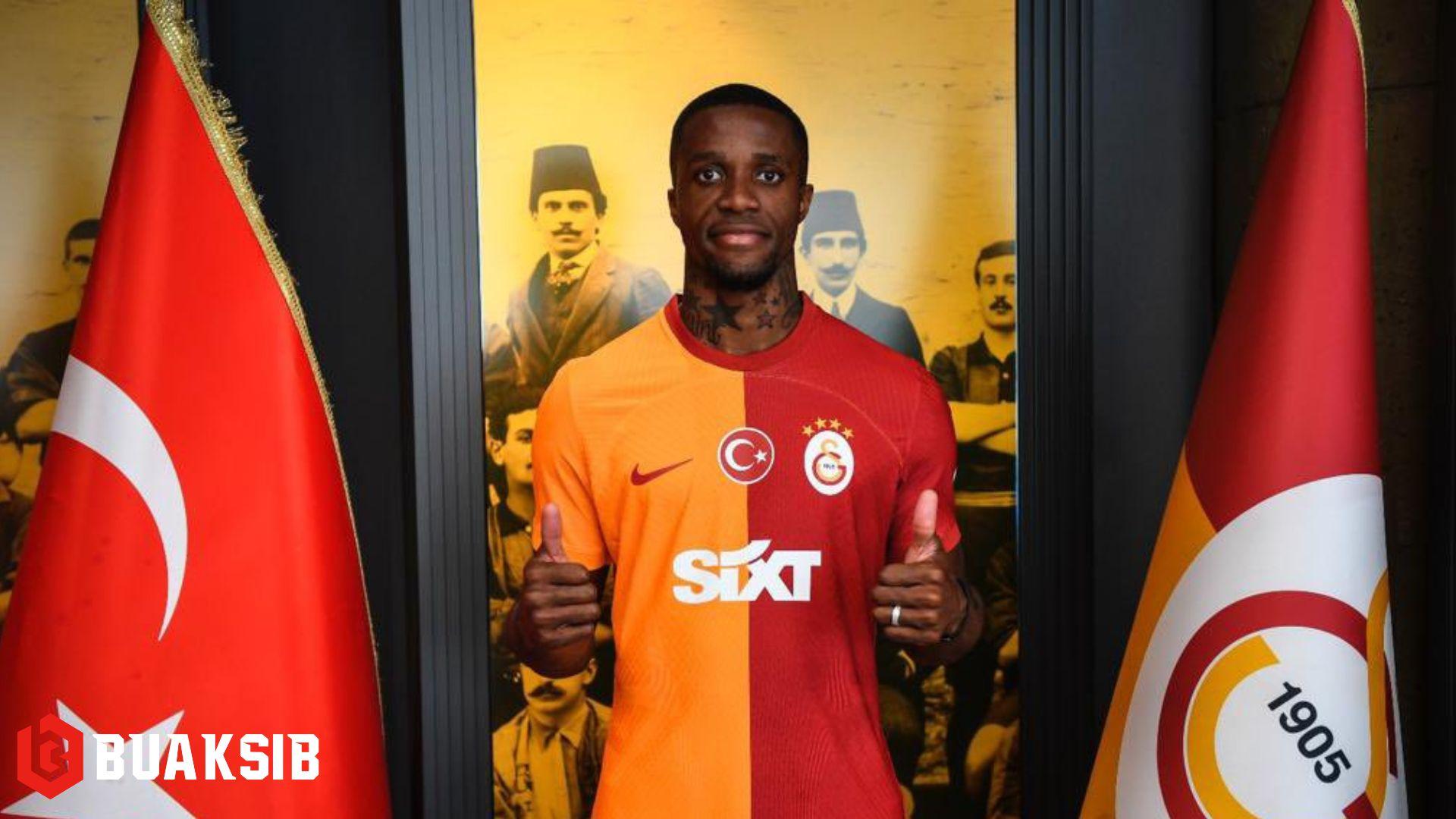 วิลฟรีด ซาฮา, กาลาตาซาราย, คริสตัล พาเลซ