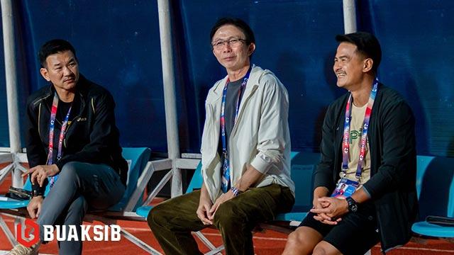 โค้ชโอ่ง