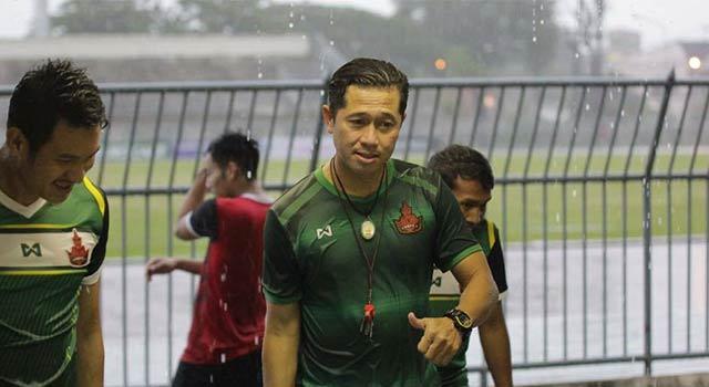 โค๊ชตู่