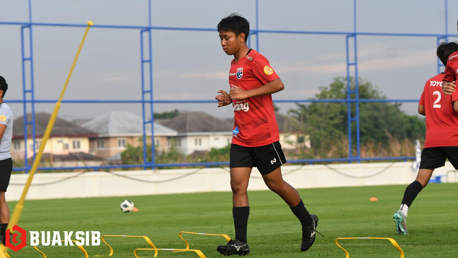 นที ตามประดับ