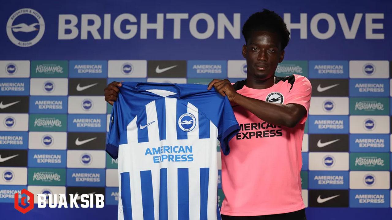 อมาริโอ โคเซียร์-ดูเบอร์รี่