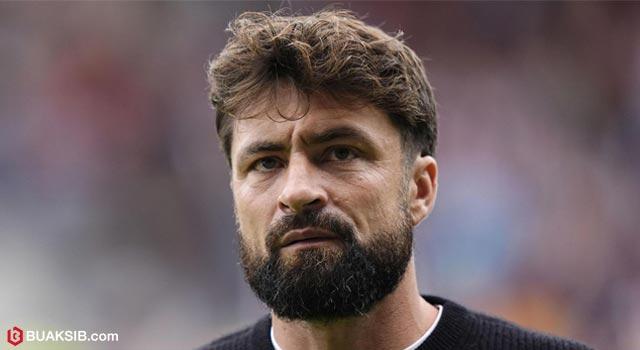 รัสเซลล์ มาร์ติน