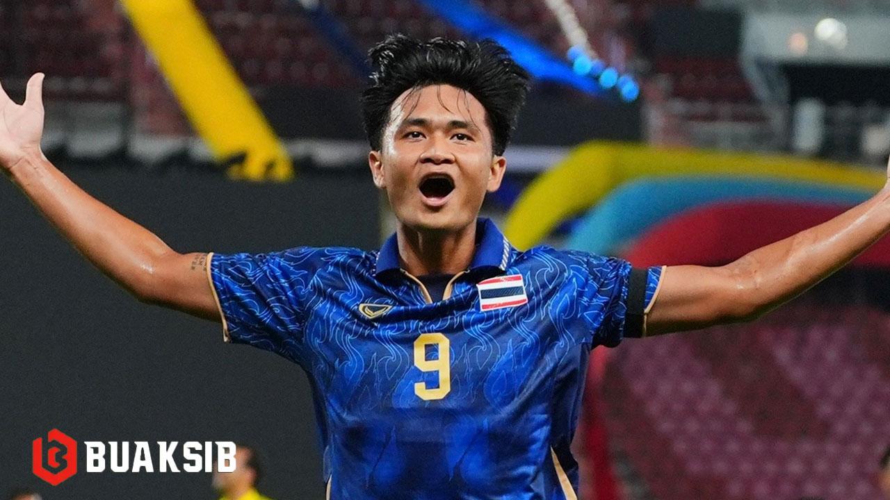 ยศกร บูรพา